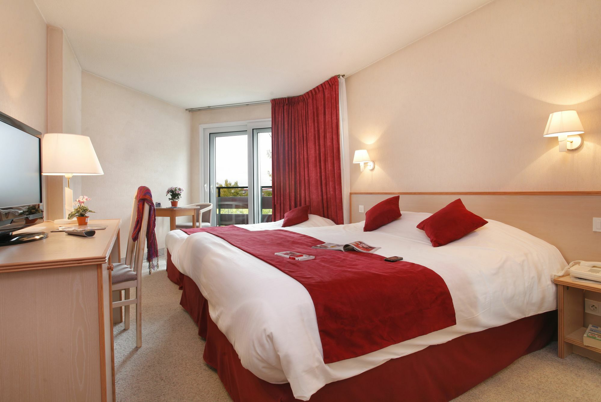 Logis Hotel Arc En Ciel Thonon-les-Bains Exterior photo