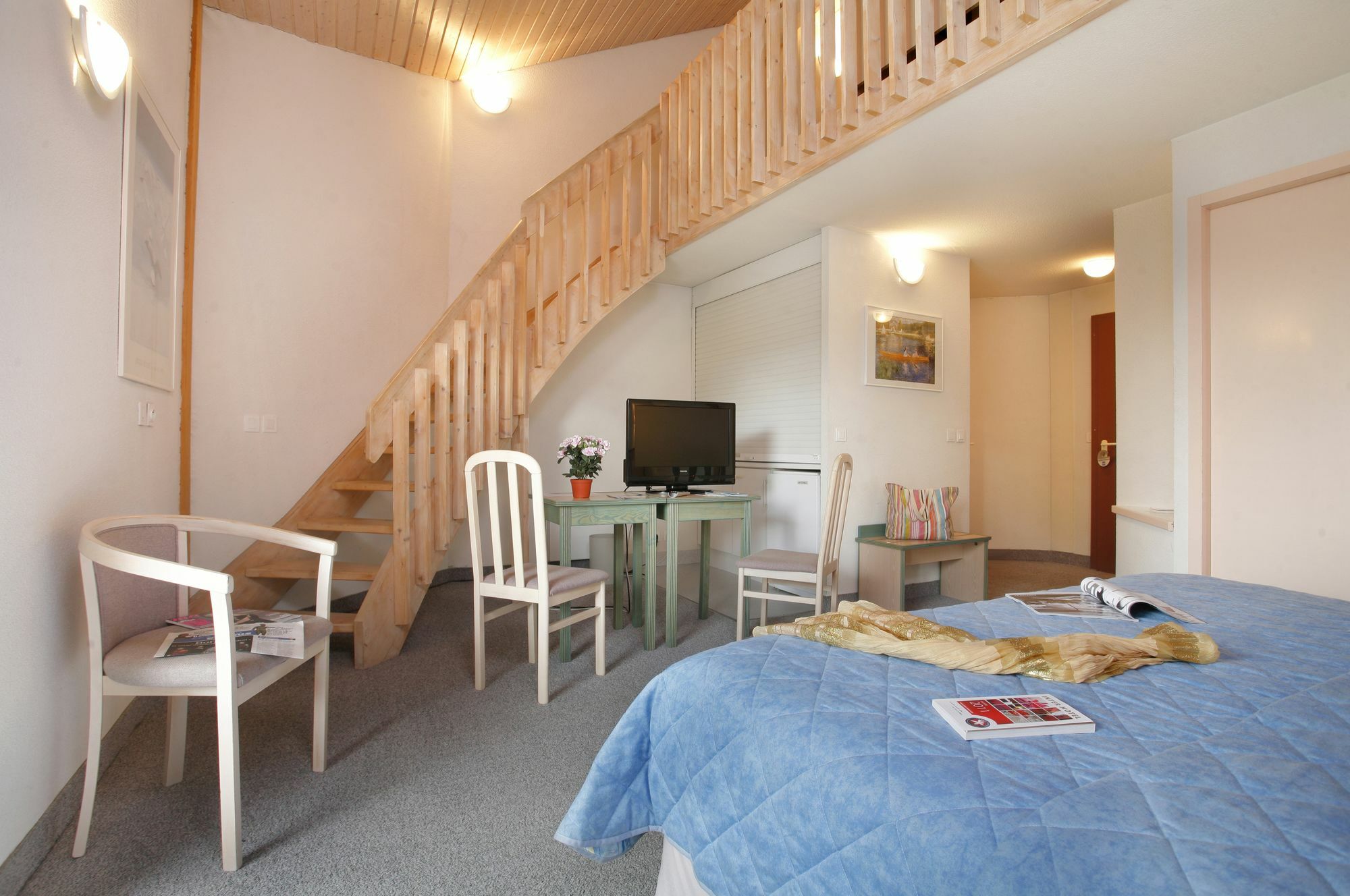 Logis Hotel Arc En Ciel Thonon-les-Bains Exterior photo